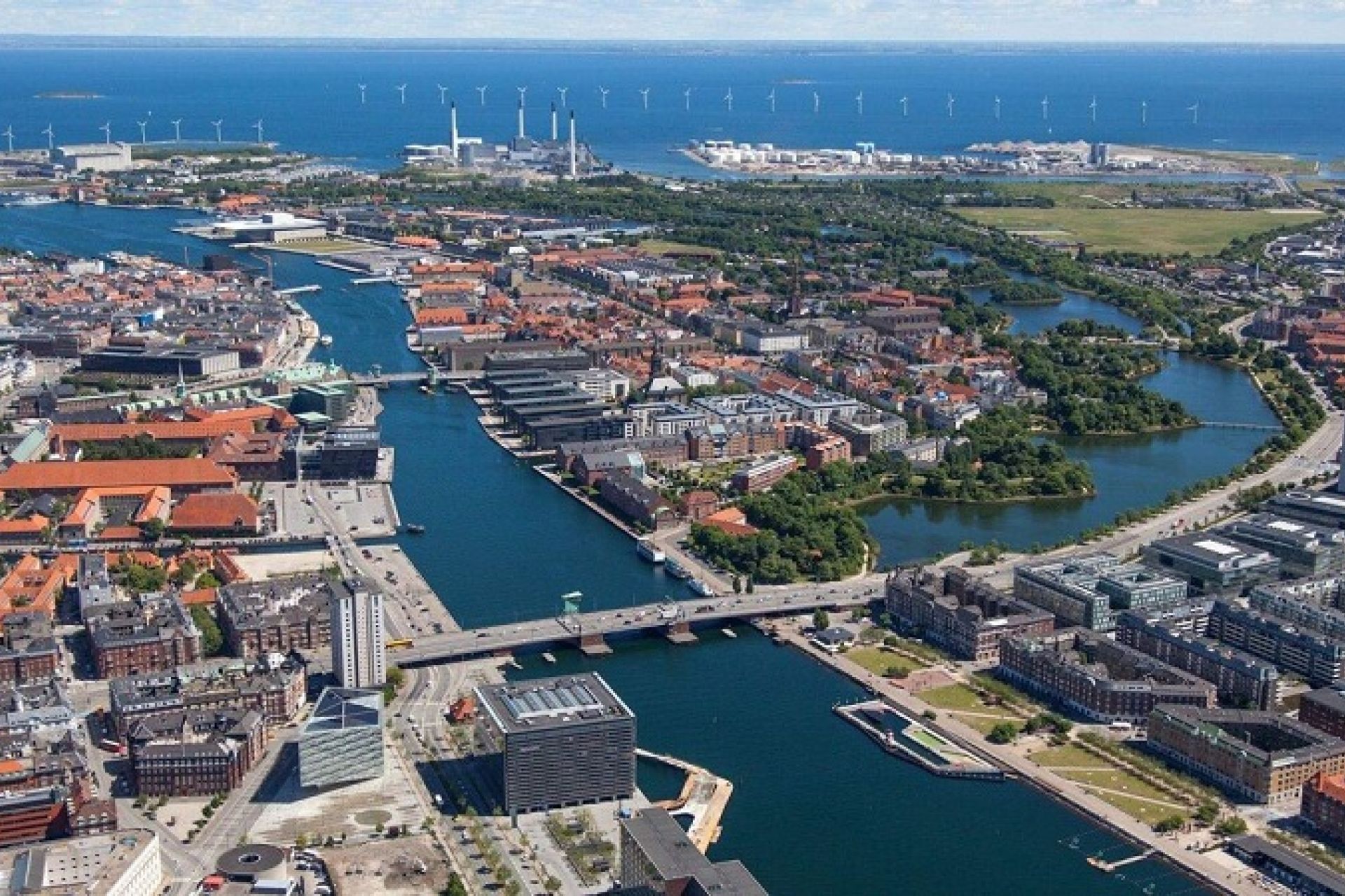TURLAR DAHİL - COSTA DIADEMA İLE İSKANDİNAVYA & NORVEÇ FİYORTLARI - BERGEN 2027