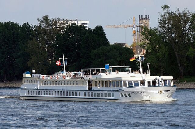 Ren Nehri’nde Hollanda-Almanya-Belçika Şeker Bayramı Özel (Köln-Köln)